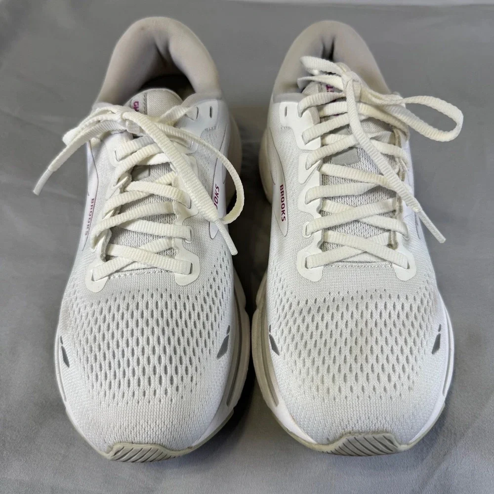 Brooks Ghost 15 Neutral Running Shoes Women's 8.5 B Medium White 1203801B195